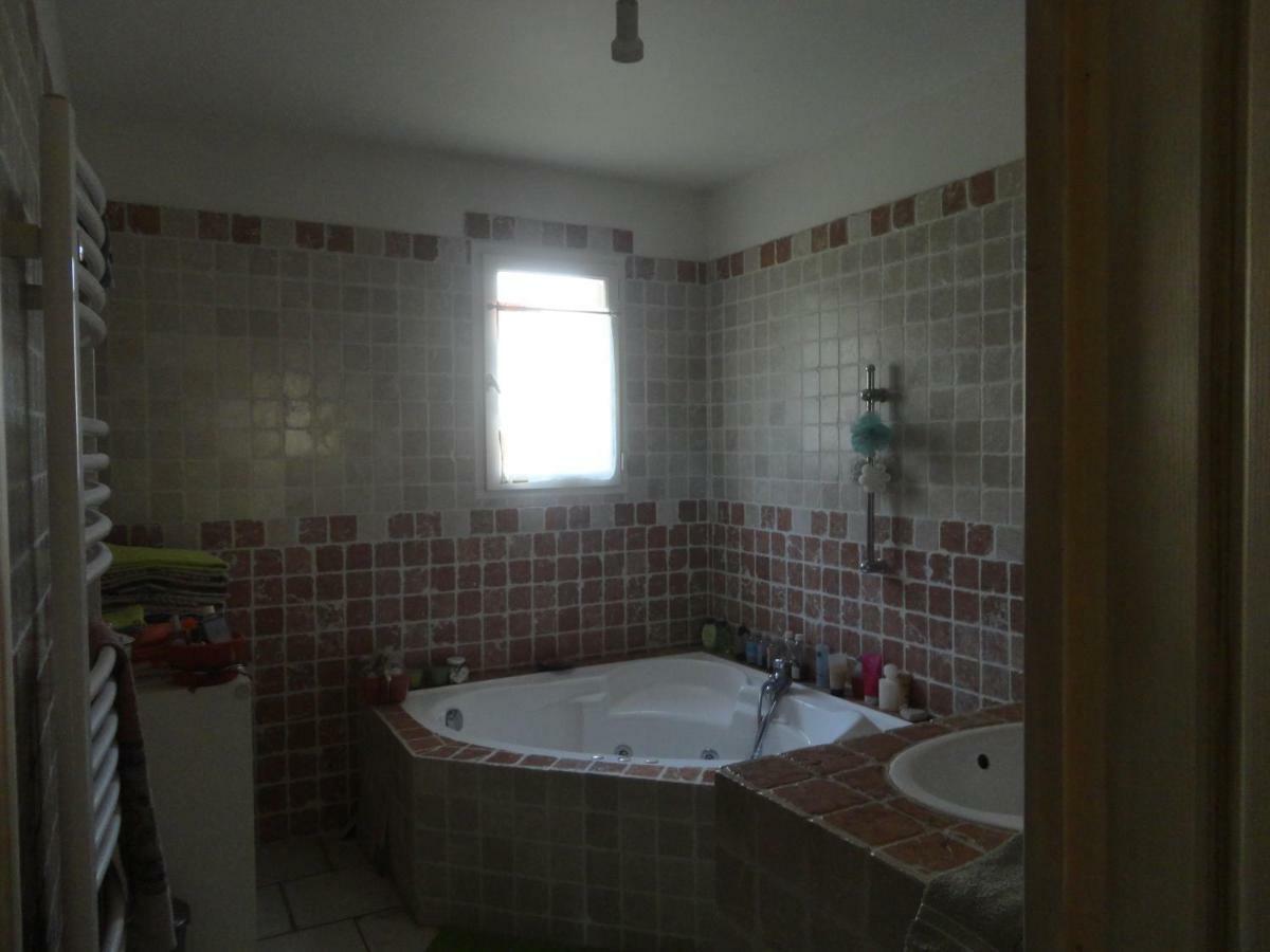Deux Chambres Chez L'Habitant Dans Villa De Charme Avec Piscine Et Proche Mer كتشوير المظهر الخارجي الصورة